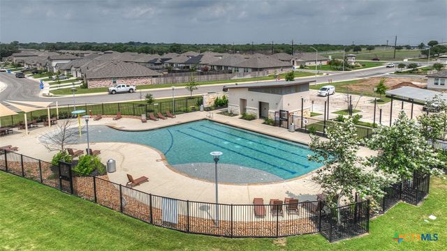 324 COTTONMOUTH Lane, Seguin, TX 78155