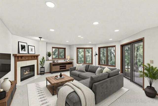 1778 Green Crest Drive, Victoria, MN 55386