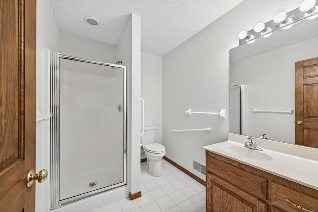 1778 Green Crest Drive, Victoria, MN 55386