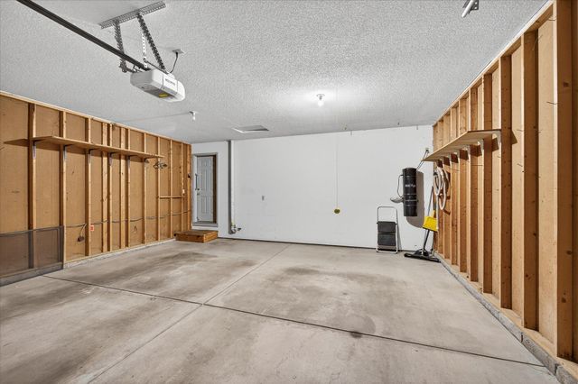 1778 Green Crest Drive, Victoria, MN 55386