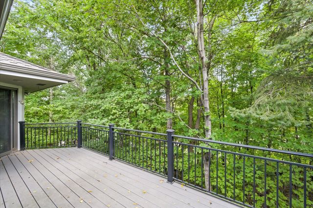 1778 Green Crest Drive, Victoria, MN 55386