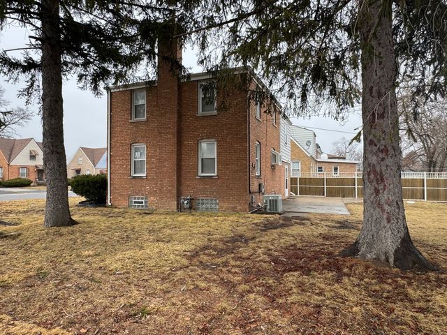 1463 Speechley Boulevard, Berkeley, IL 60163