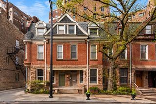 2113 N Clark Street, Chicago, IL 60614