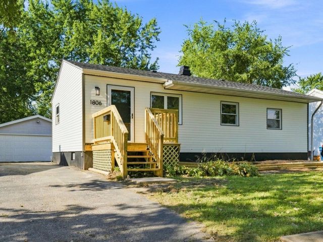 1806 222nd Place, Sauk Village, IL 60411