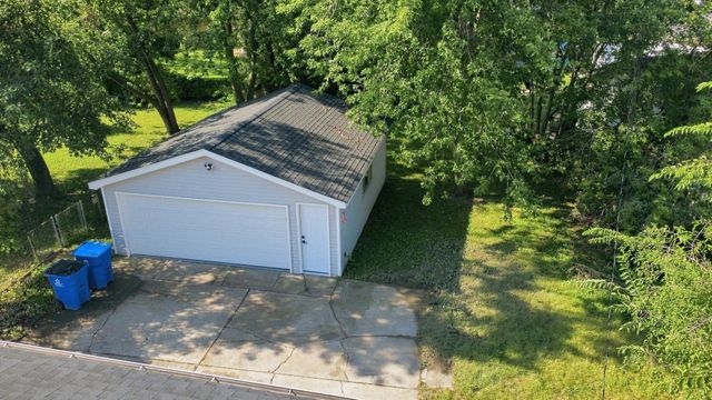 1806 222nd Place, Sauk Village, IL 60411
