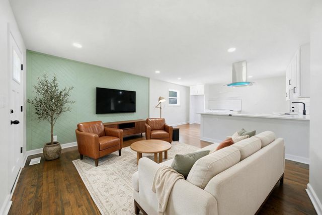 1806 222nd Place, Sauk Village, IL 60411