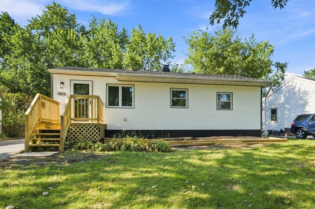 1806 222nd Place, Sauk Village, IL 60411