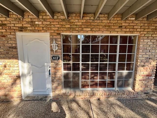 2201 Fountain View Drive 61, Houston, TX 77057