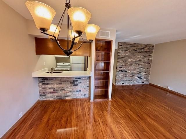 2201 Fountain View Drive 61, Houston, TX 77057