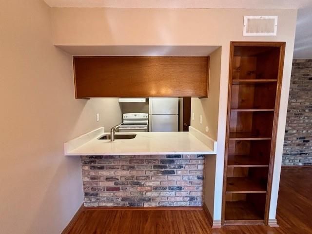 2201 Fountain View Drive 61, Houston, TX 77057