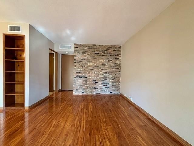 2201 Fountain View Drive 61, Houston, TX 77057