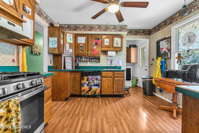 451 Beacon Street, Toms River, NJ 08757
