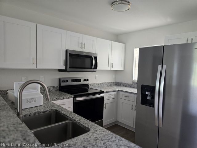 6923 San Benito Drive, Sebring, FL 33872