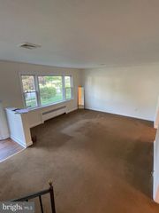 31 PERSHING AVE, Ewing, NJ 08618