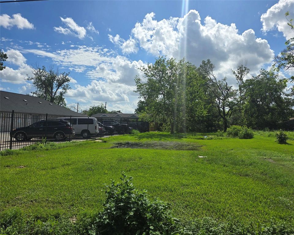 3717 Sayers Street, Houston, TX 77026