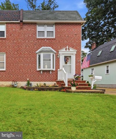 412 HAZEL AVE, Folsom, PA 19033
