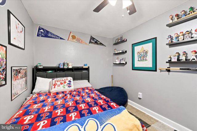 412 HAZEL AVE, Folsom, PA 19033