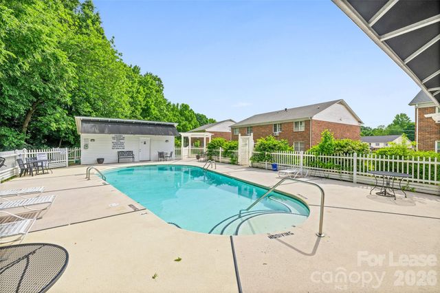 113 Stroupe Road E, Gastonia, NC 28056