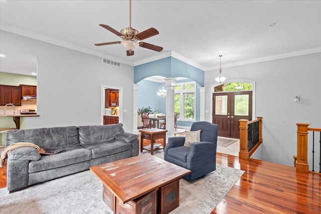 4415 E RAVENS RIDGE DR, Columbia, MO 65201