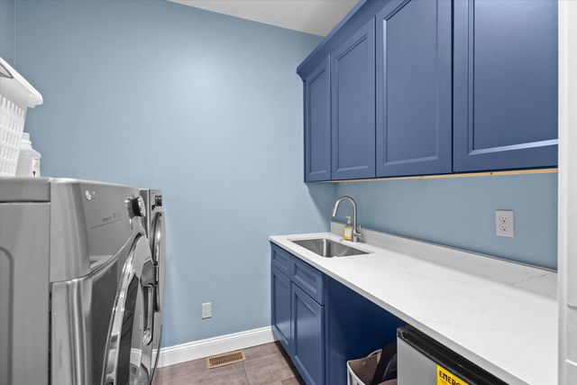 4415 E RAVENS RIDGE DR, Columbia, MO 65201