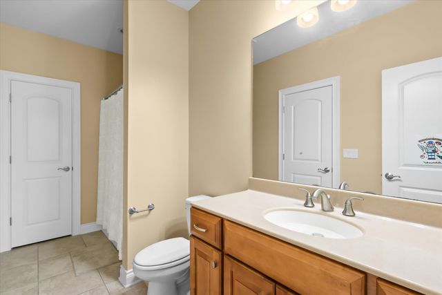 4415 E RAVENS RIDGE DR, Columbia, MO 65201