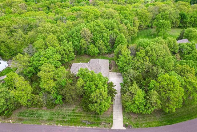 4415 E RAVENS RIDGE DR, Columbia, MO 65201