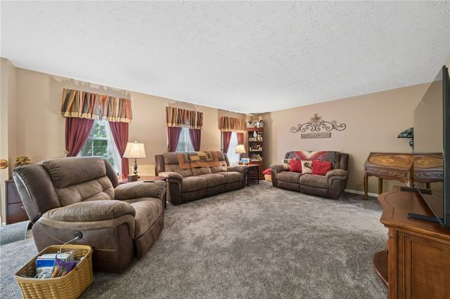 117 Horizon Dr, Monroeville, PA 15146