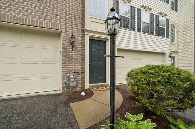117 Horizon Dr, Monroeville, PA 15146