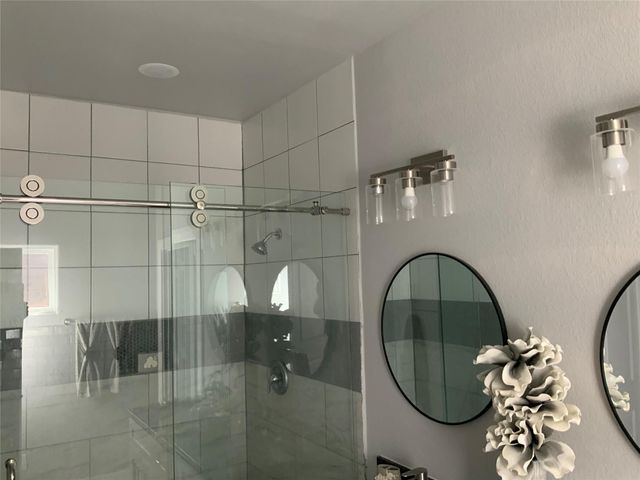 215 S 7 Th Street S, Beasley, TX 77417