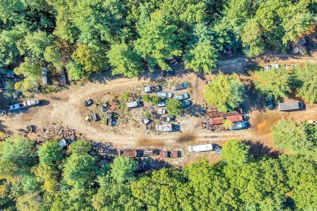 35 Silva St, Carver, MA 02330