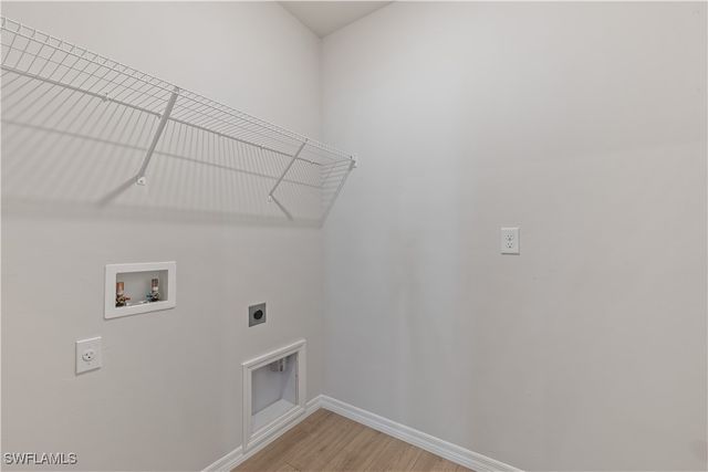 10315 Blooming Blossom CT, Fort Myers, FL 33905