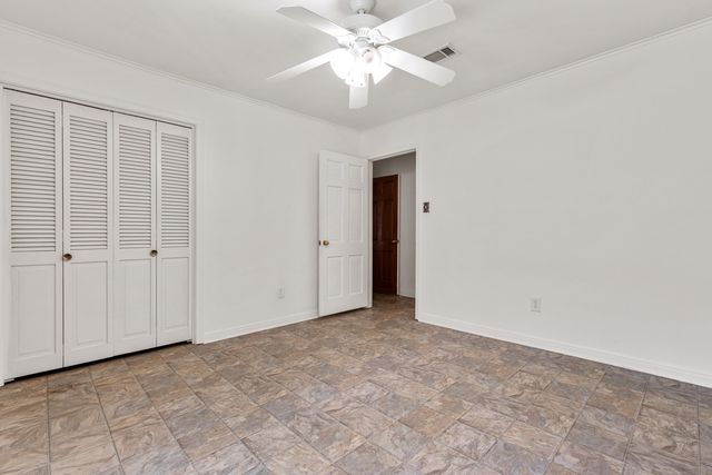 1601 Auburn Dr., Longview, TX 75601