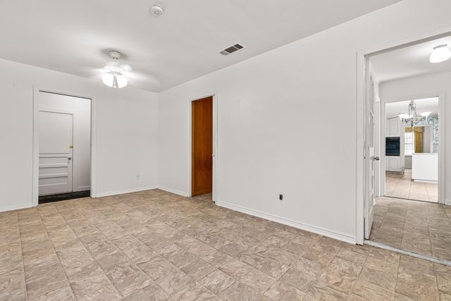 1601 Auburn Dr., Longview, TX 75601