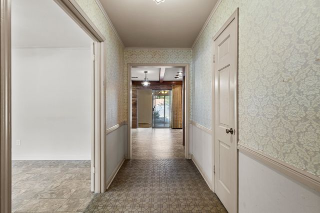 1601 Auburn Dr., Longview, TX 75601