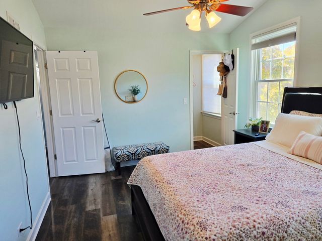 116 Presidential Boulevard, Oswego, IL 60543