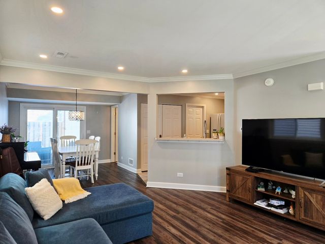 116 Presidential Boulevard, Oswego, IL 60543