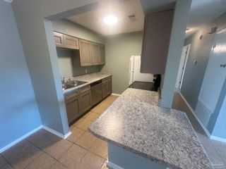 2300 W Michigan Ave 8, Pensacola, FL 32526