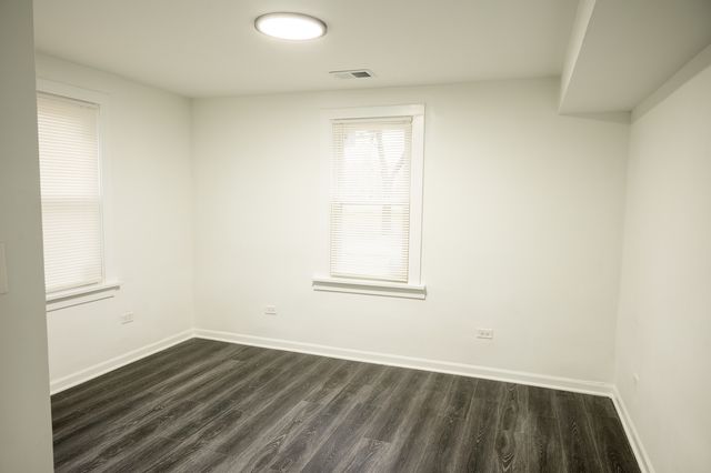 15915 Cottage Grove Avenue, South Holland, IL 60473