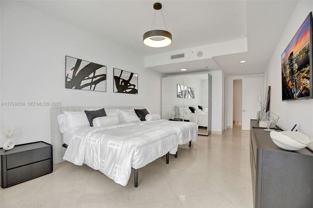 18101 Collins Avenue 3504, Sunny Isles Beach, FL 33160