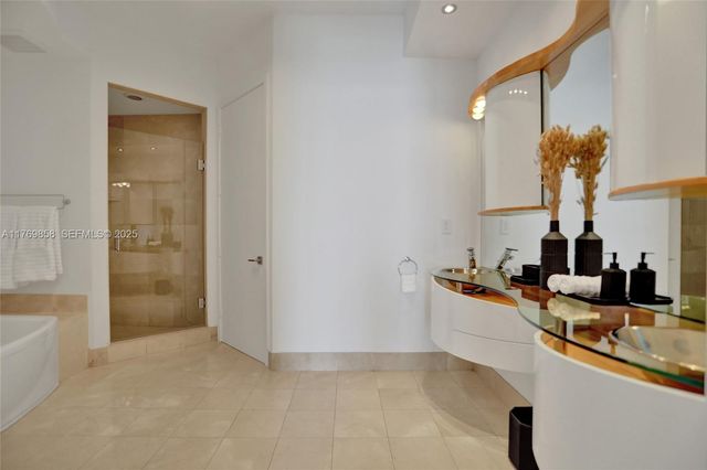 18101 Collins Avenue 3504, Sunny Isles Beach, FL 33160