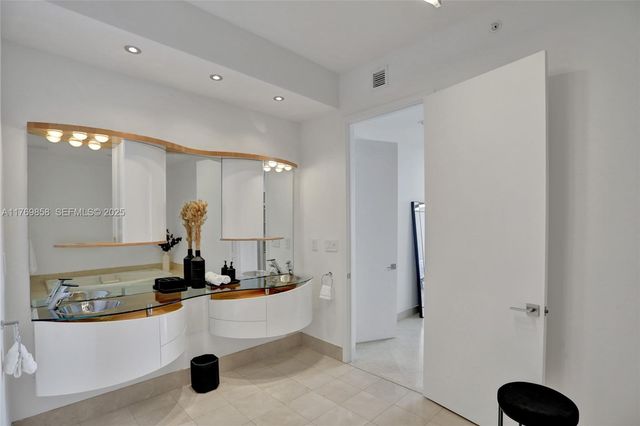18101 Collins Avenue 3504, Sunny Isles Beach, FL 33160
