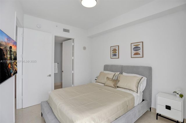 18101 Collins Avenue 3504, Sunny Isles Beach, FL 33160