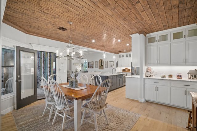 16720 S 3rd West Avenue, Glenpool, OK 74033