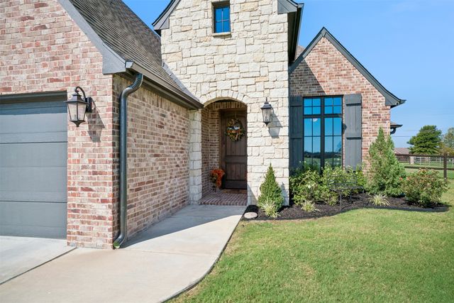 16720 S 3rd West Avenue, Glenpool, OK 74033