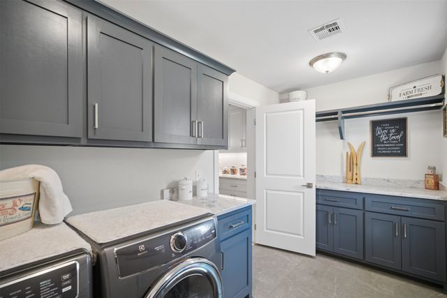 16720 S 3rd West Avenue, Glenpool, OK 74033