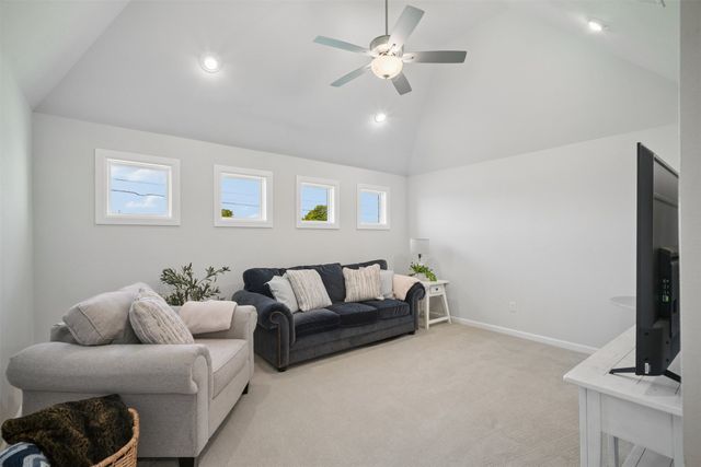 16720 S 3rd West Avenue, Glenpool, OK 74033