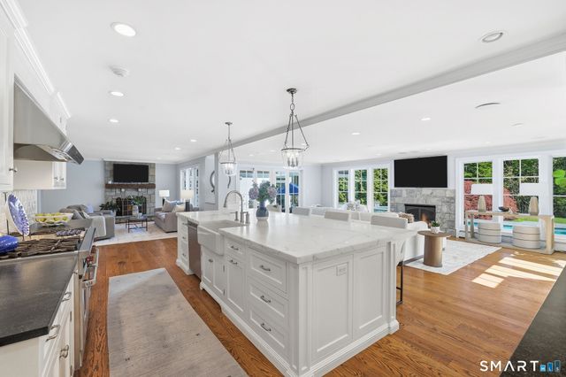 4 Charcoal Lane, Westport, CT 06880