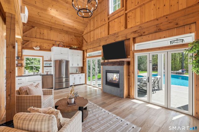 4 Charcoal Lane, Westport, CT 06880