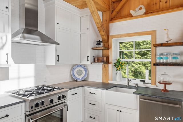 4 Charcoal Lane, Westport, CT 06880