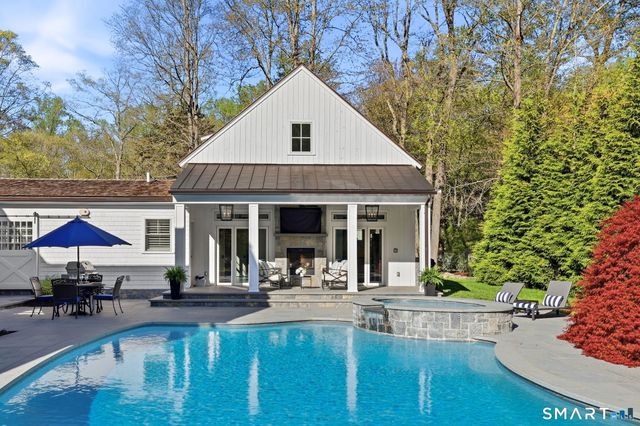 4 Charcoal Lane, Westport, CT 06880